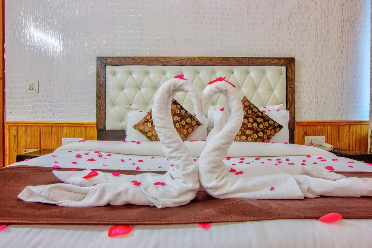 Hotel Royal Manali Bagian luar foto