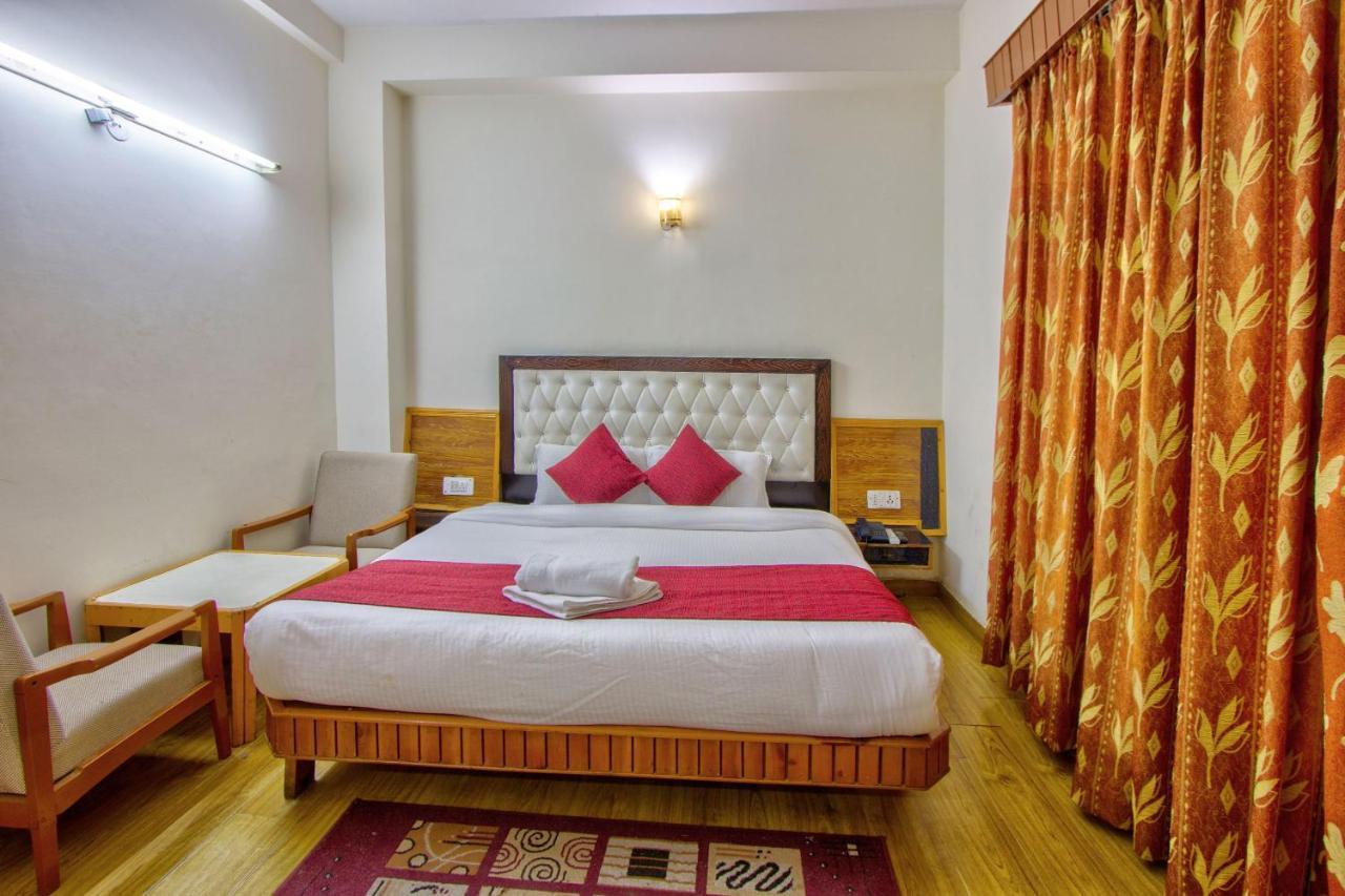 Hotel Royal Manali Bagian luar foto