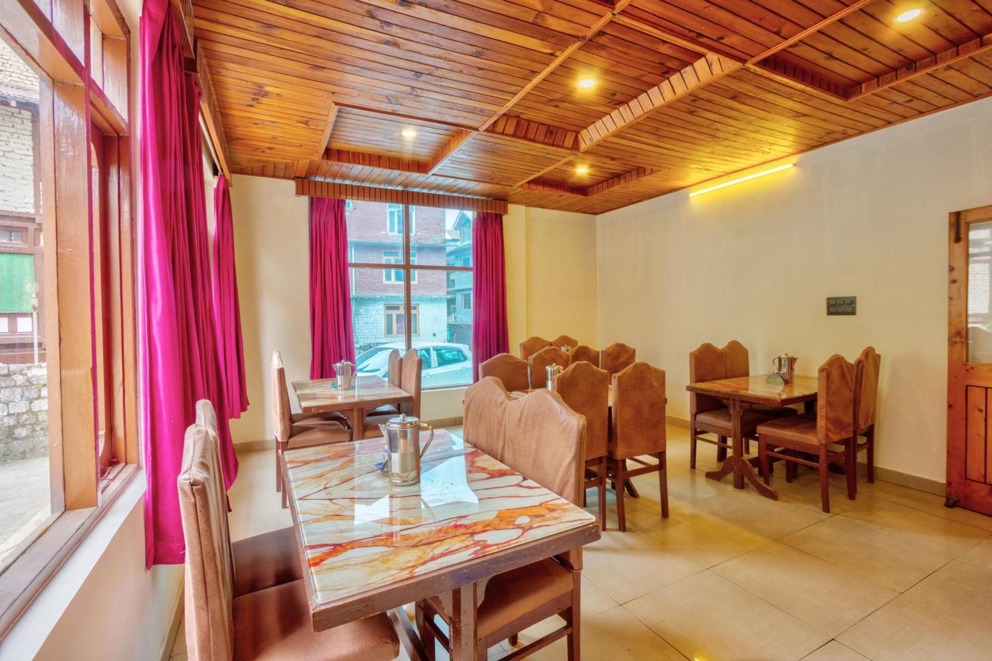 Hotel Royal Manali Bagian luar foto